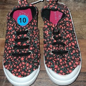 Slip-on girls floral sneakers by Blowfish Malibu Kids size 10